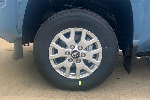 2026 Toyota Tacoma 4WD SR5