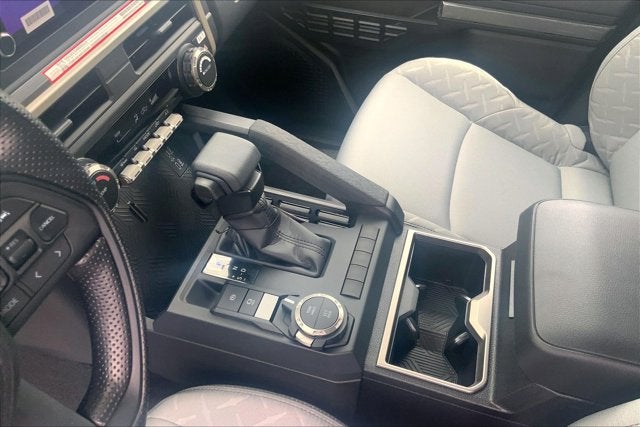 2026 Toyota Tacoma 4WD SR5