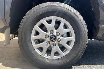 2026 Toyota Tacoma 4WD SR5