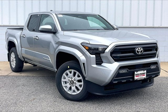 2025 Toyota Tacoma 4WD SR5
