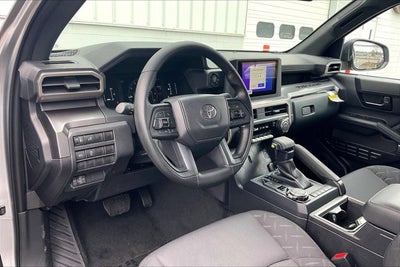 2025 Toyota Tacoma 4WD SR5
