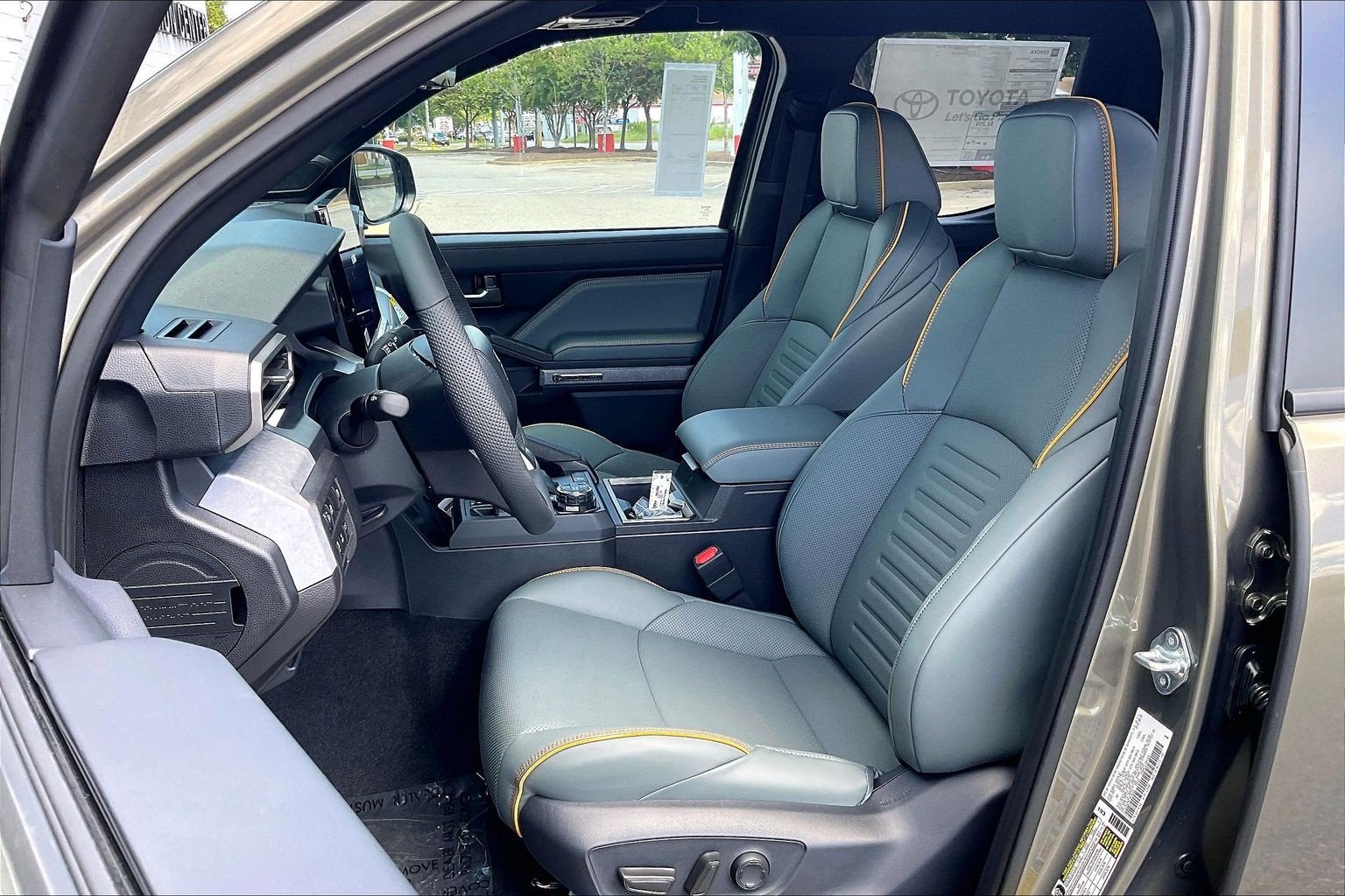 2026 Toyota Tacoma i-FORCE MAX Trailhunter