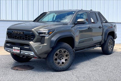 2026 Toyota Tacoma i-FORCE MAX Trailhunter