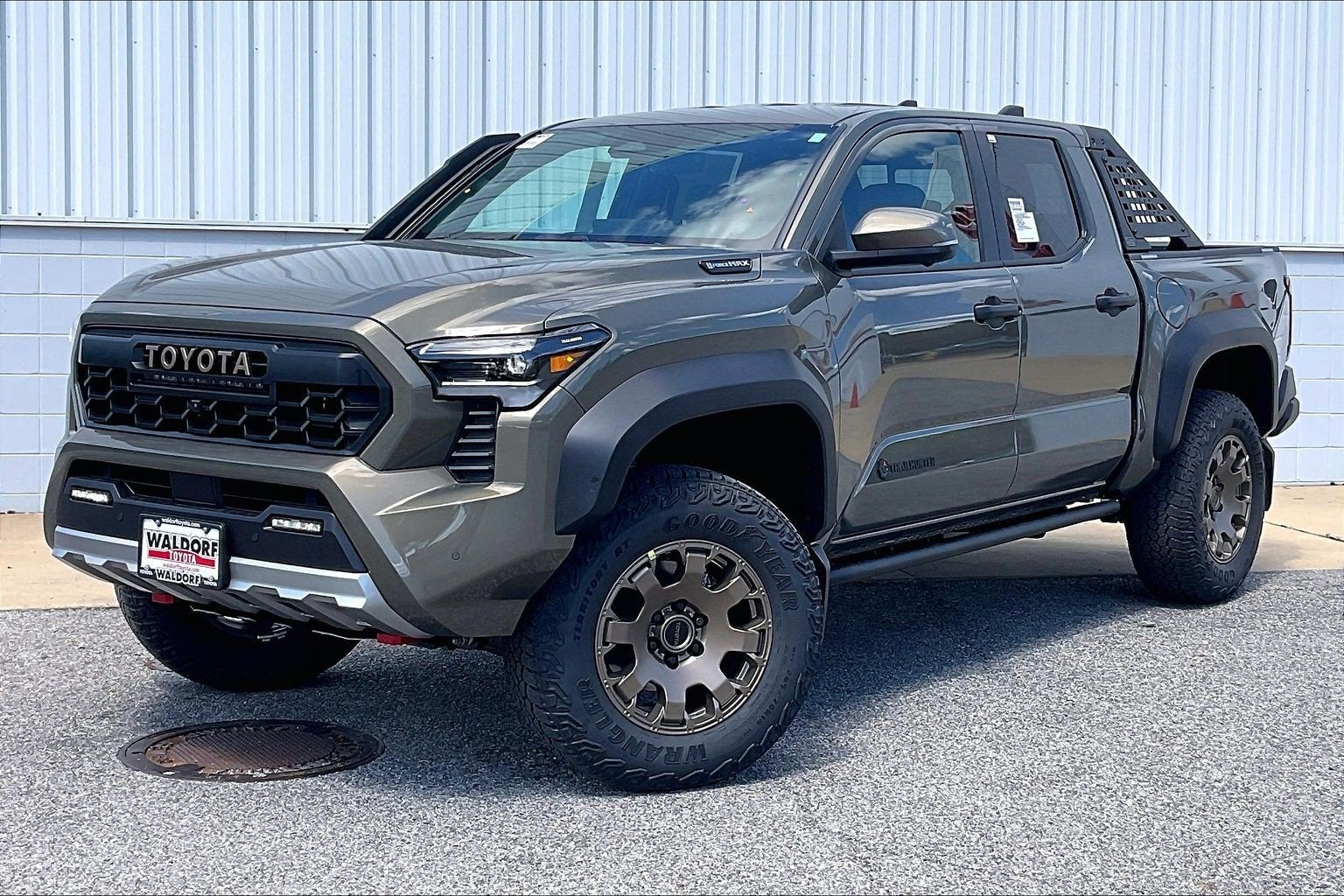 2026 Toyota Tacoma i-FORCE MAX Trailhunter