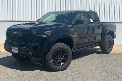 2026 Toyota Tacoma i-FORCE MAX TRD Pro