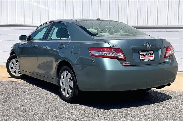 2011 Toyota CAMRY LE
