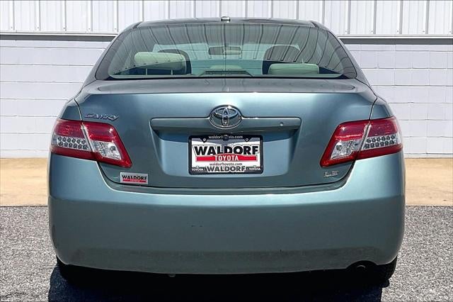 2011 Toyota CAMRY LE