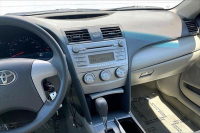 2011 Toyota CAMRY LE