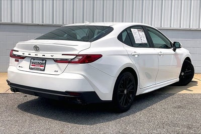 2025 Toyota Camry SE