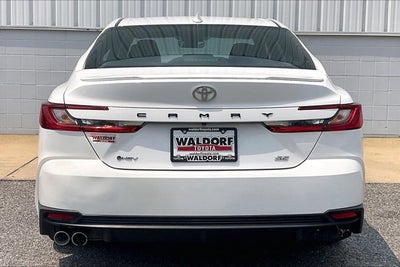 2025 Toyota Camry SE