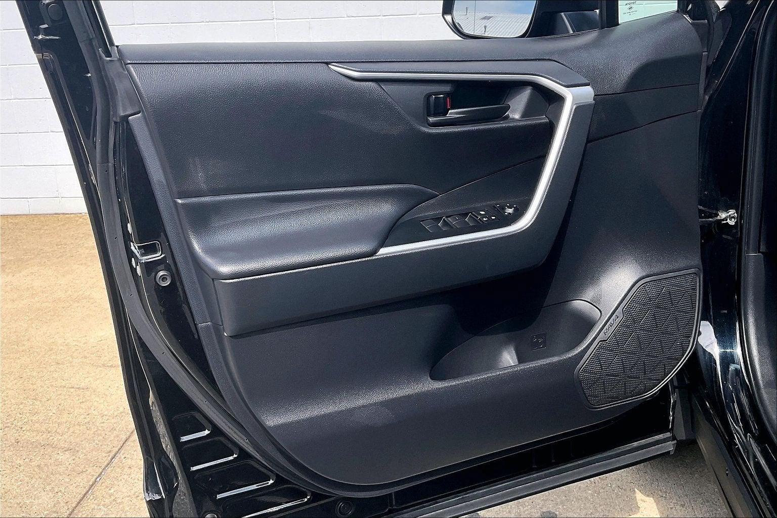 2025 Toyota RAV4 Hybrid Hybrid LE