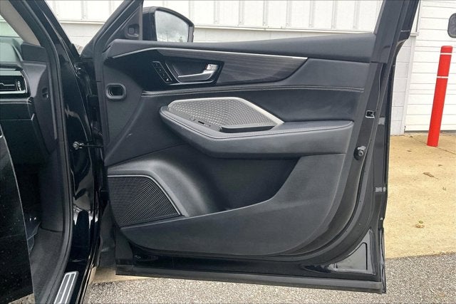 2023 Acura MDX w/Advance Package