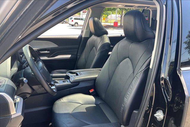 2024 Toyota GRAND HIGHLANDER Limited
