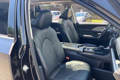 2024 Toyota GRAND HIGHLANDER Limited
