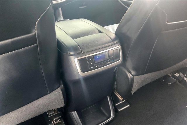 2016 Toyota HIGHLANDER LE Plus