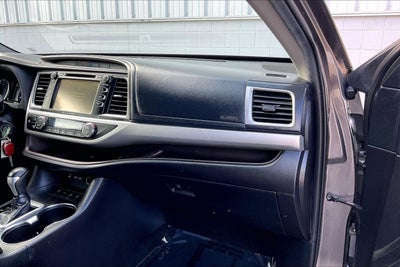 2019 Toyota Highlander LE Plus