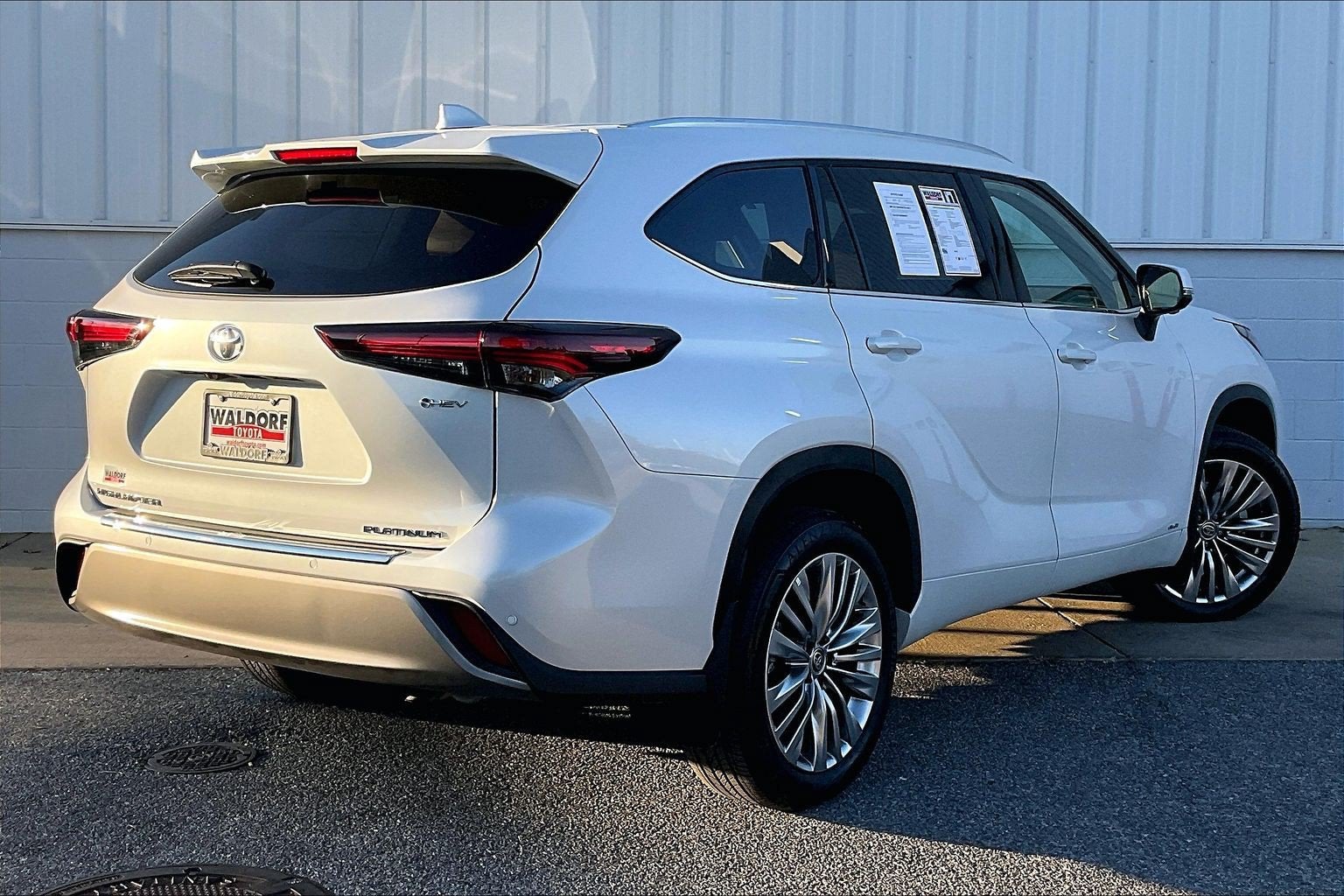 2026 Toyota Highlander Hybrid Hybrid Platinum