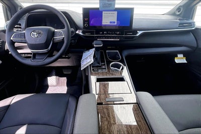 2026 Toyota Sienna Platinum