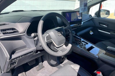 2026 Toyota Sienna Platinum