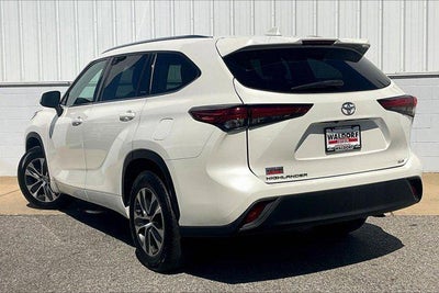 2020 Toyota HIGHLANDER XLE