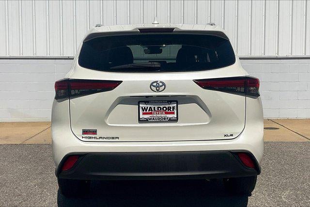 2020 Toyota HIGHLANDER XLE