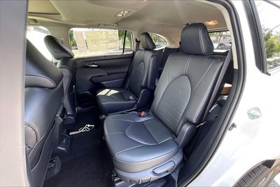 2026 Toyota Highlander XLE