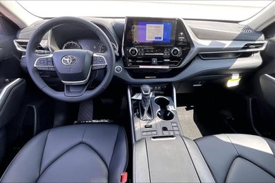 2026 Toyota Highlander XLE