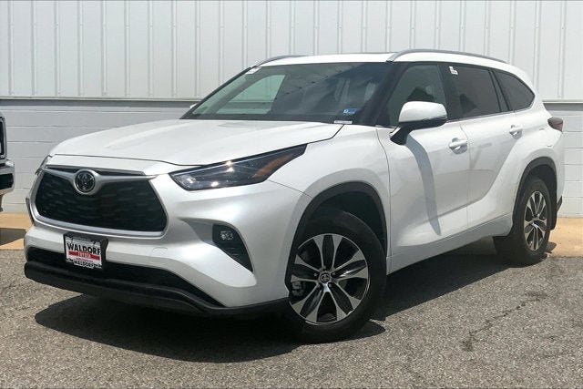 2026 Toyota Highlander XLE