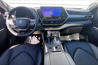 2023 Toyota Highlander Hybrid Hybrid Limited