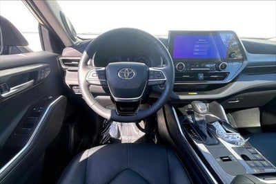 2023 Toyota Highlander Hybrid Hybrid Limited