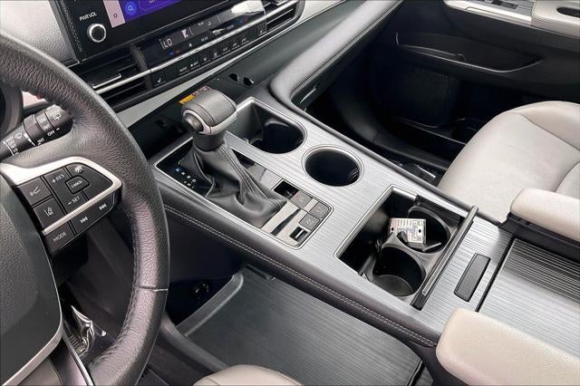 2025 Toyota Sienna XLE