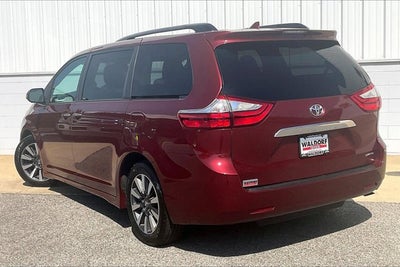 2019 Toyota Sienna Base