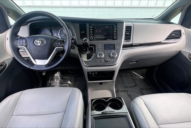 2019 Toyota Sienna Base