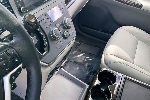 2019 Toyota Sienna Base