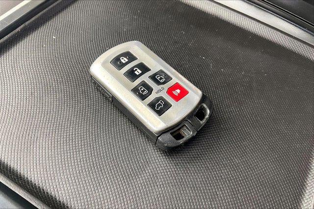 2019 Toyota SIENNA XLE 3.5L XLE