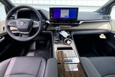 2026 Toyota Sienna Limited