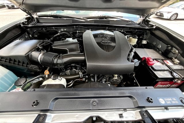 2018 Toyota TACOMA SR5 SR5