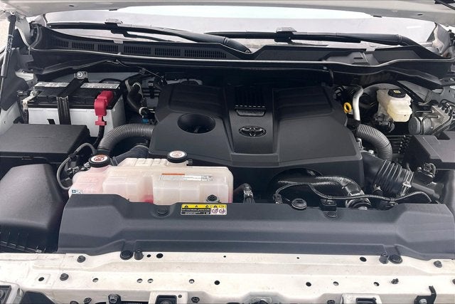 2023 Toyota TUNDRA 4X4 SR