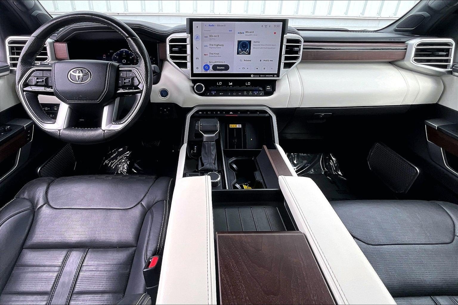2024 Toyota Tundra Capstone - Photo 19