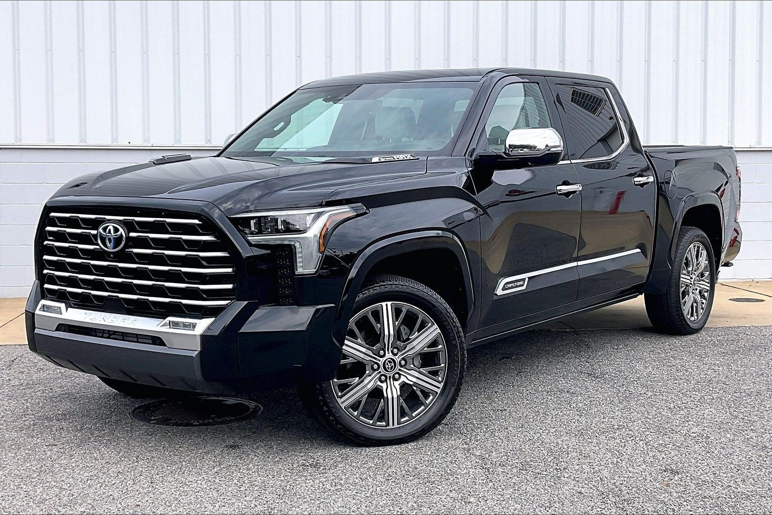 2024 Toyota Tundra i-FORCE MAX Capstone Hybrid