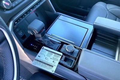 2026 Toyota Tundra i-FORCE MAX Platinum i-FORCE MAX