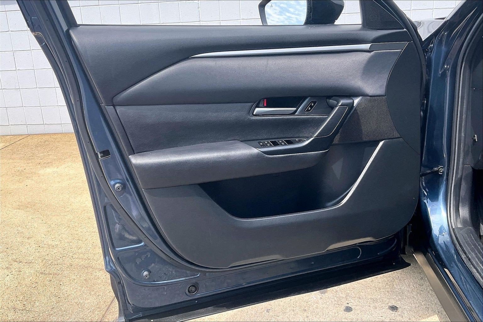 2025 Mazda Mazda CX-50 2.5 S Preferred Package