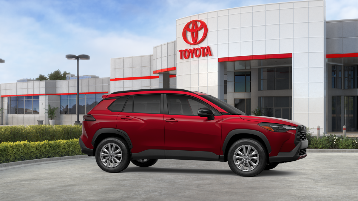 2026 Toyota Corolla Cross LE