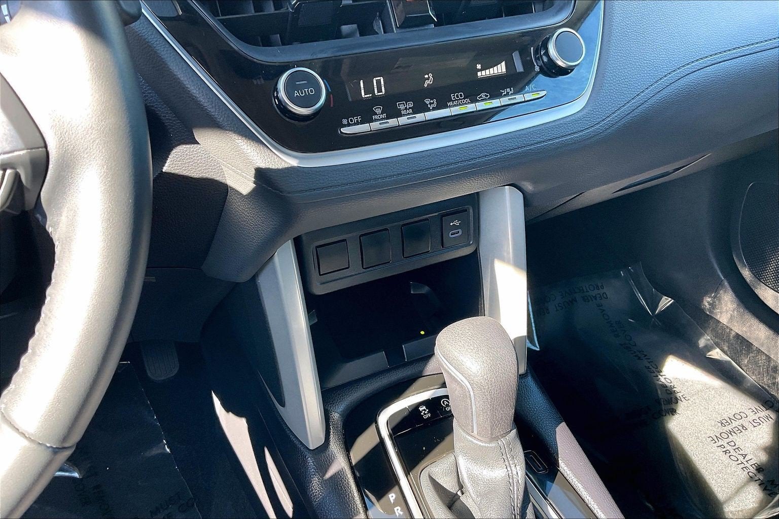 2025 Toyota Corolla Cross LE