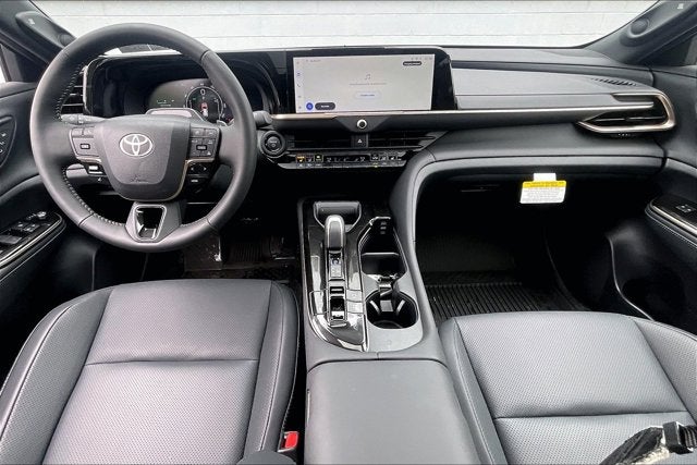 2025 Toyota Toyota Crown Signia Limited