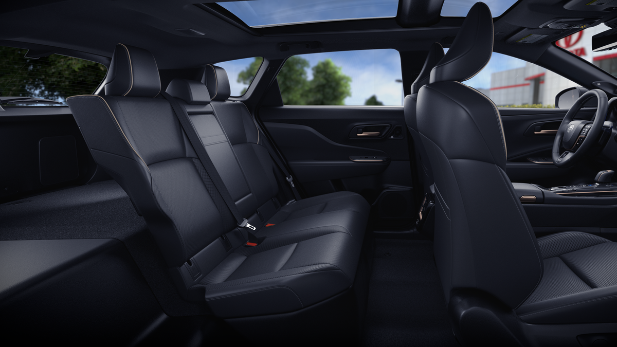 2025 Toyota Toyota Crown Signia Limited