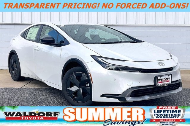 2026 Toyota Prius SE's photo