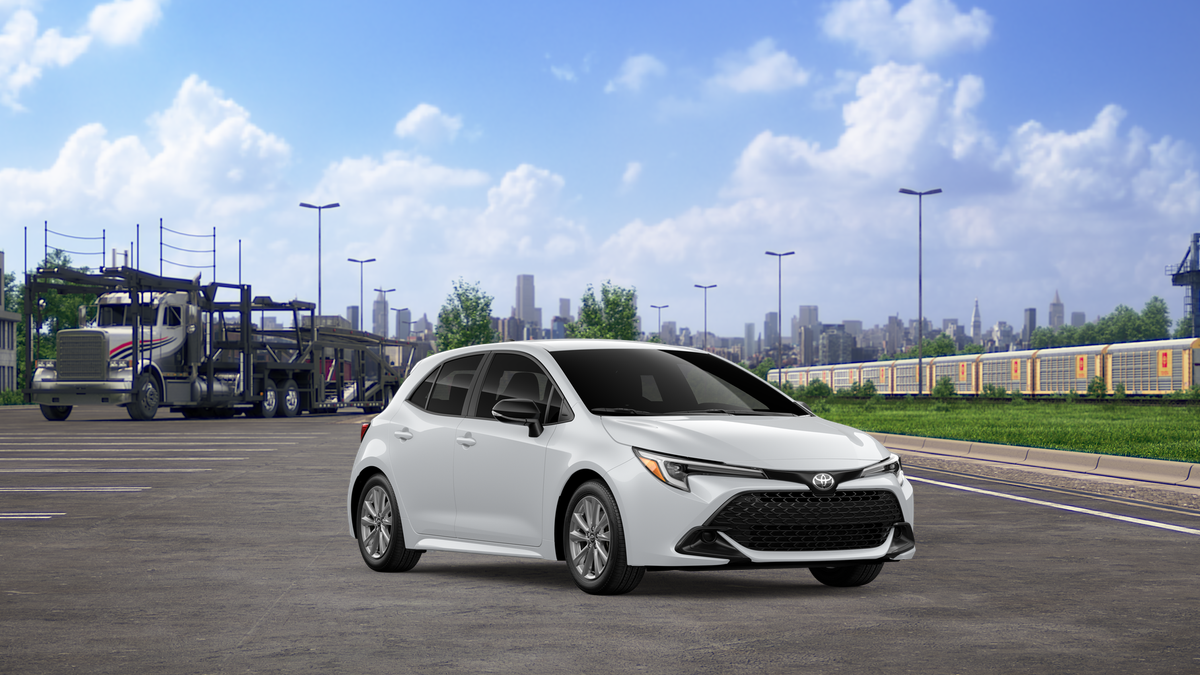 2027 Toyota Corolla Hatchback SE