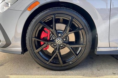 2024 Volkswagen Golf GTI 380 S