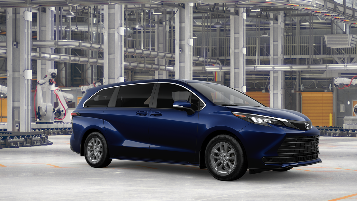 2026 Toyota Sienna LE